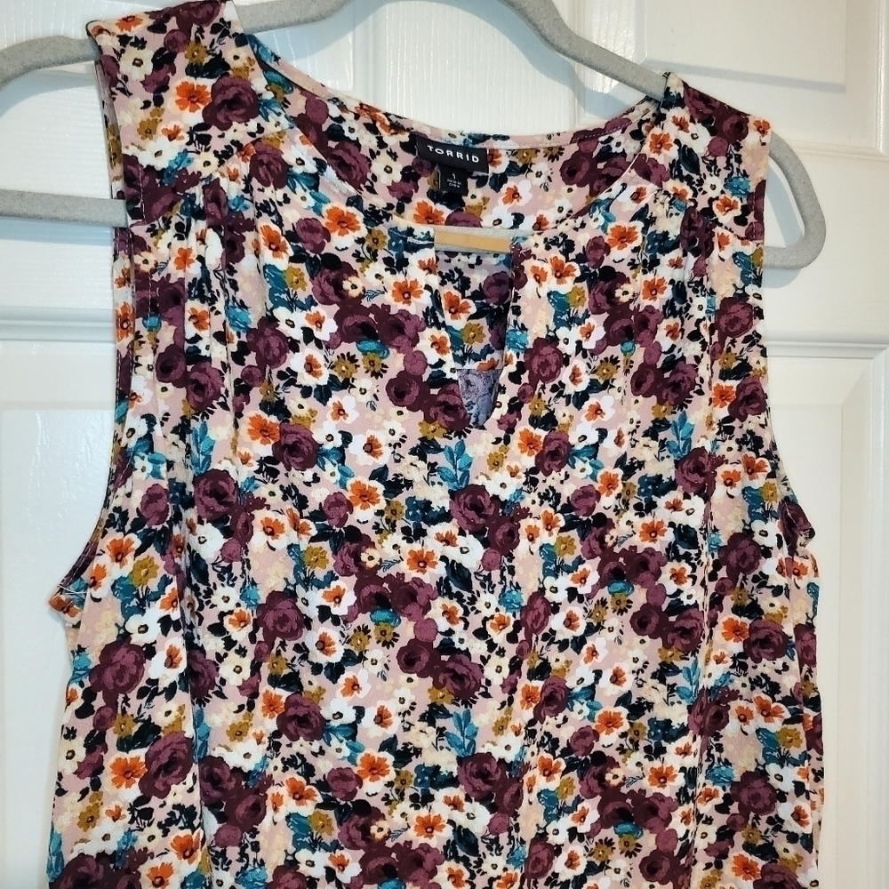 Torrid Floral Sleeveless Blouse Colorful Stretch Sz 1X - Picture 2 of 5